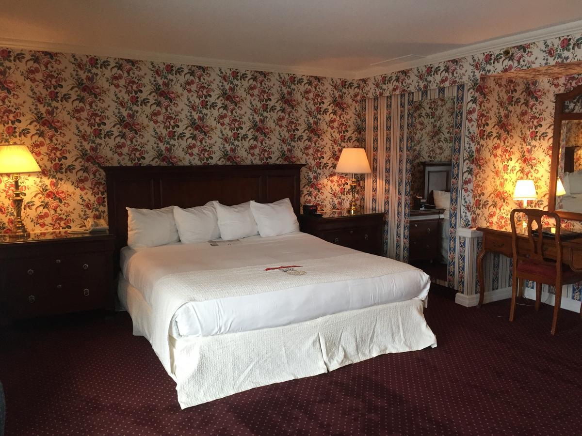Perry Hotel Petoskey Bagian luar foto