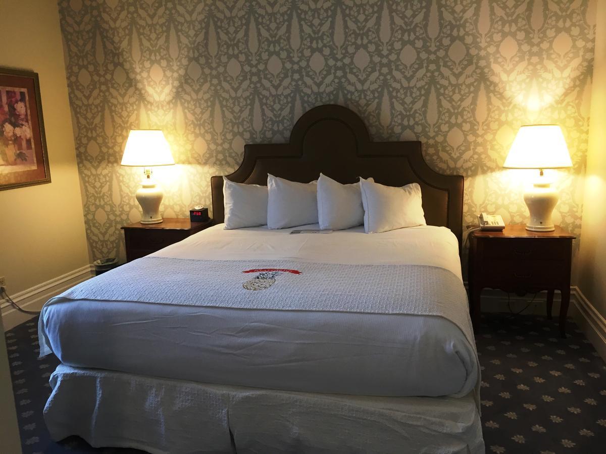 Perry Hotel Petoskey Bagian luar foto