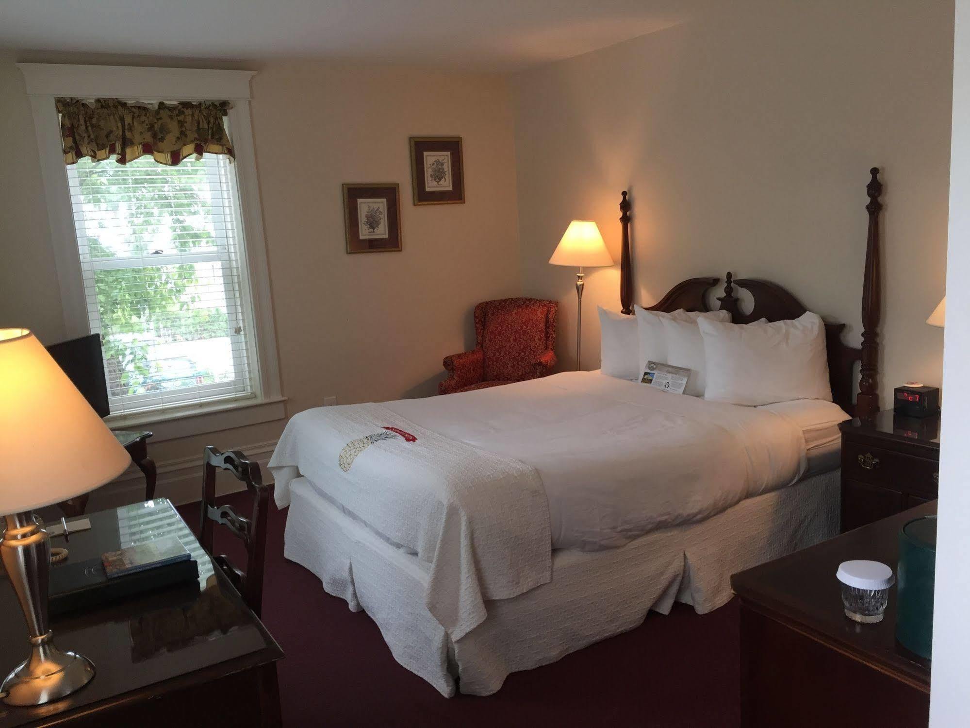 Perry Hotel Petoskey Bagian luar foto
