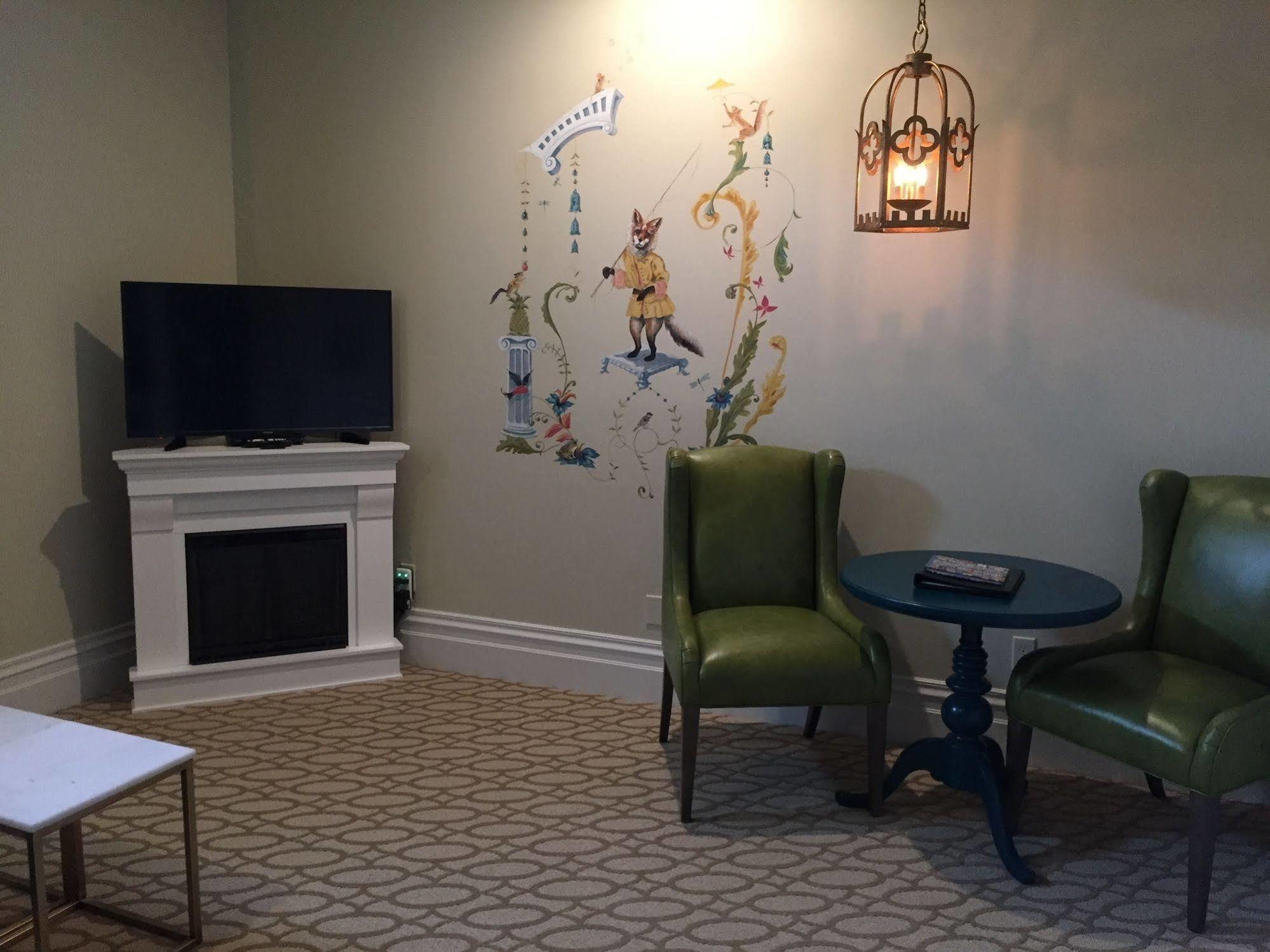 Perry Hotel Petoskey Bagian luar foto